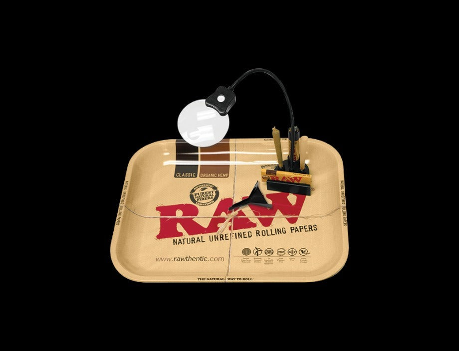 Enhanced Visual Experience: RAW Perspector Smoking Accessory